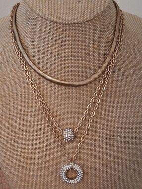 Layered Crystal Pendant Necklace